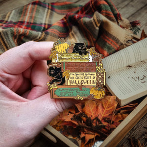 October 2023 Shelfie Pin | Cosy Halloween